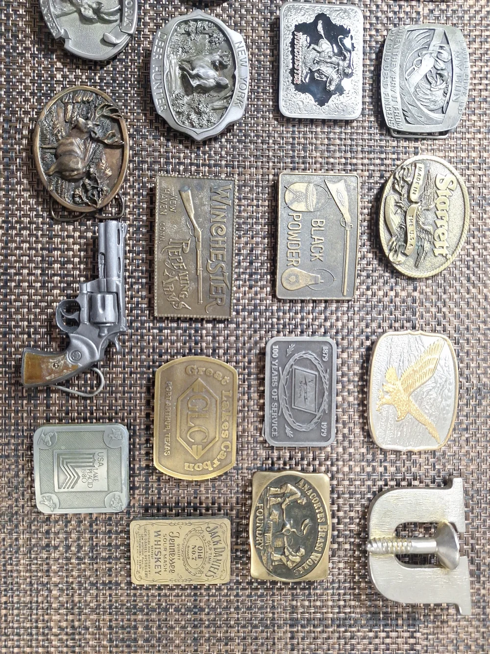 Vintage 19 Belt Buckle Lot-Winchester-Gun-Pistol- Eagle-New YORK-MADE IN USA-JD